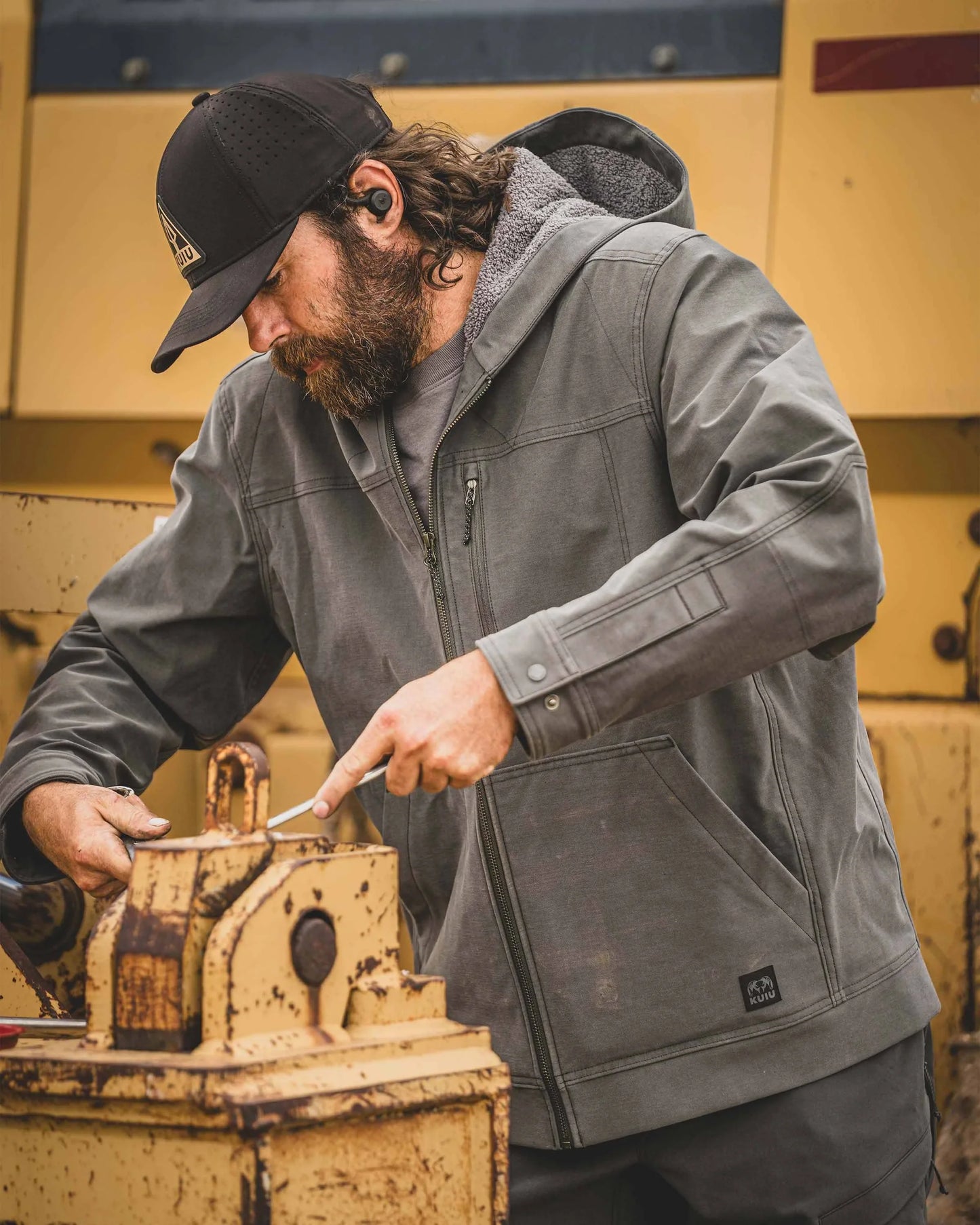 Brawley Hooded Fleece Jacket | Saddle