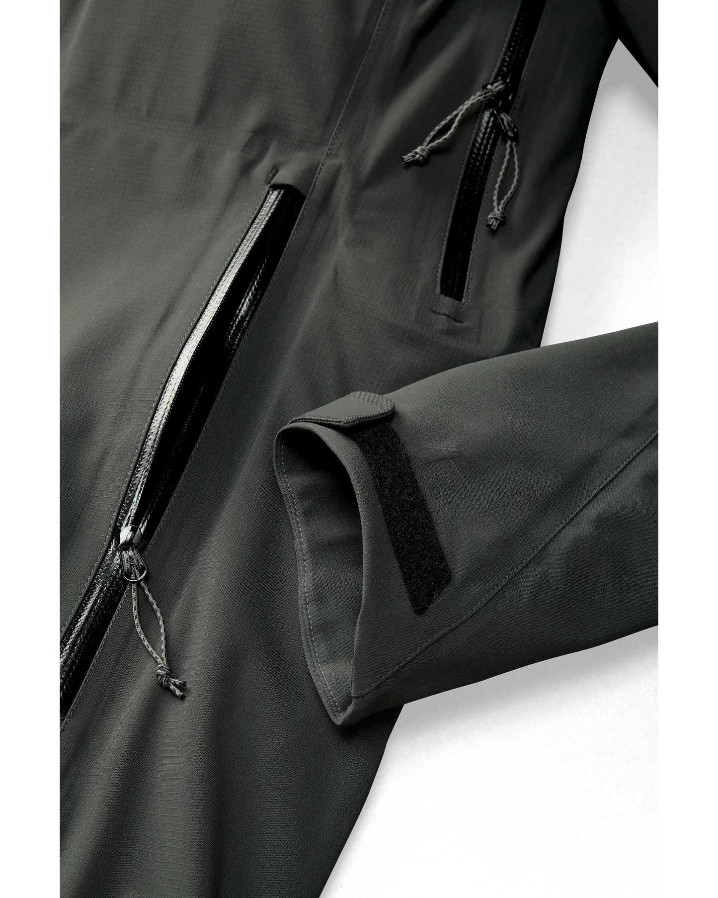 KUIU Kutana Storm Shell Jacket | Gunmetal