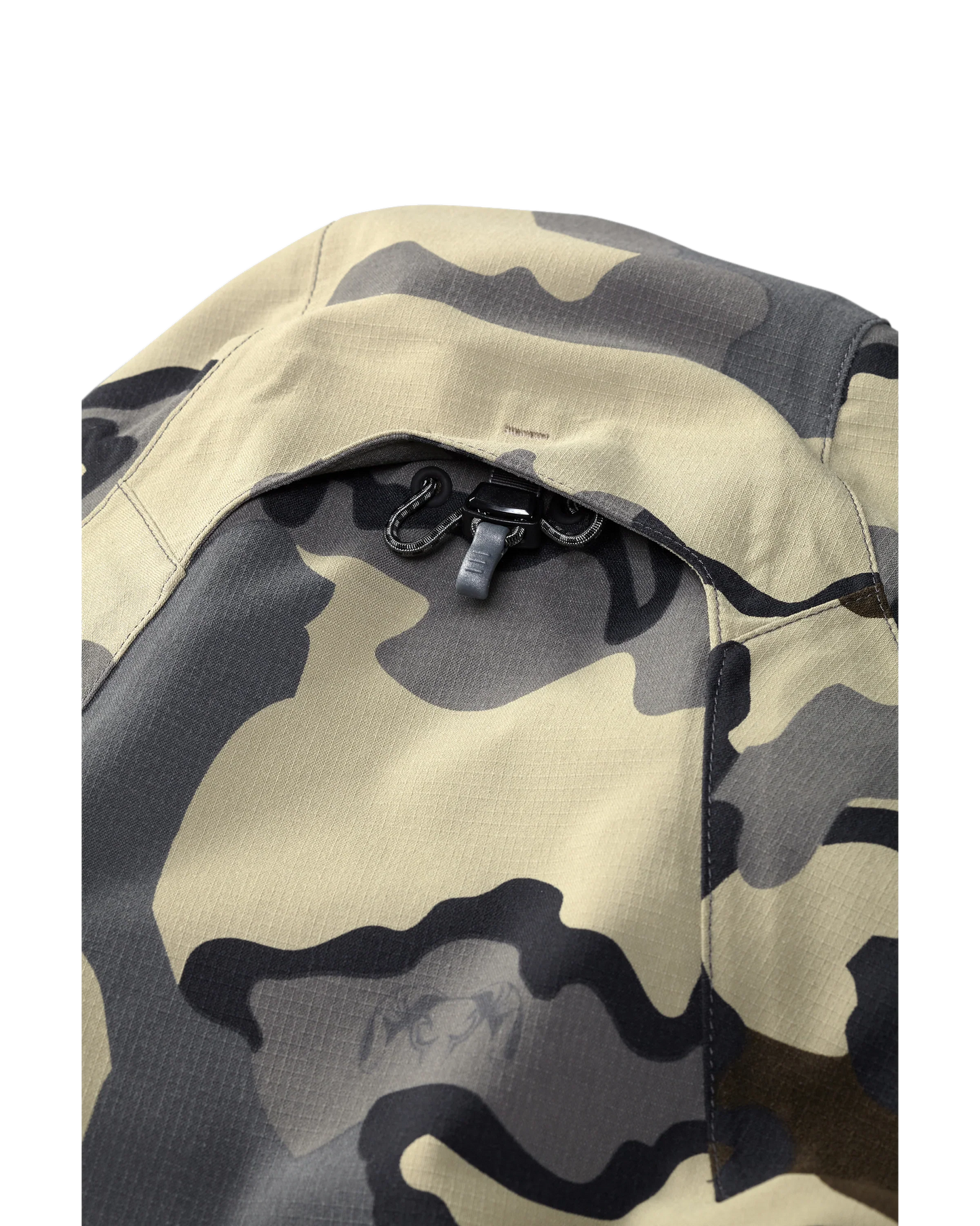 KUIU Kutana Storm Shell Jacket | Vias