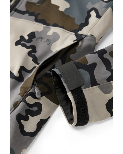 Axis Hybrid Hooded Jacket | Vias