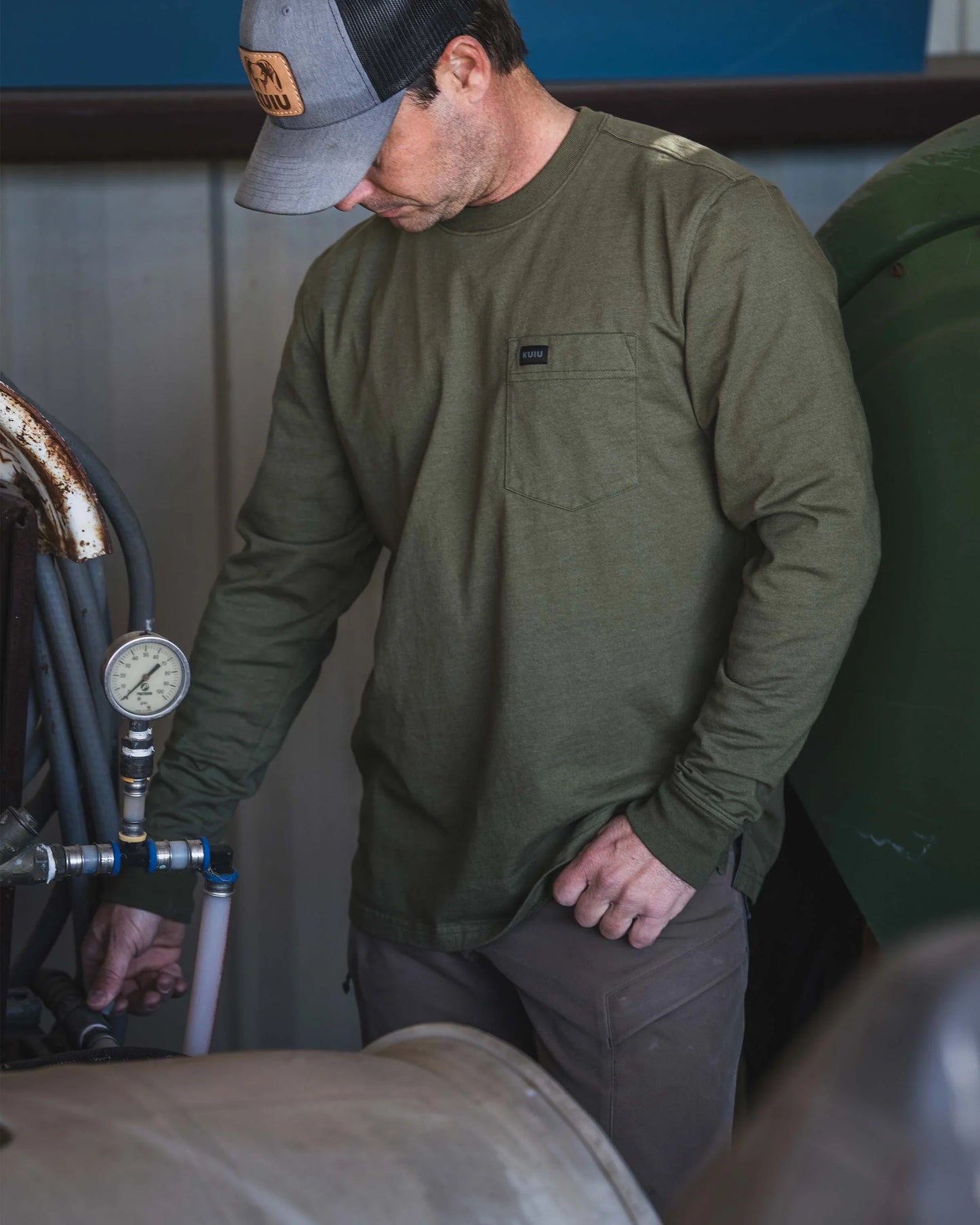 Workgrade LS Pocket Crew | Evergreen