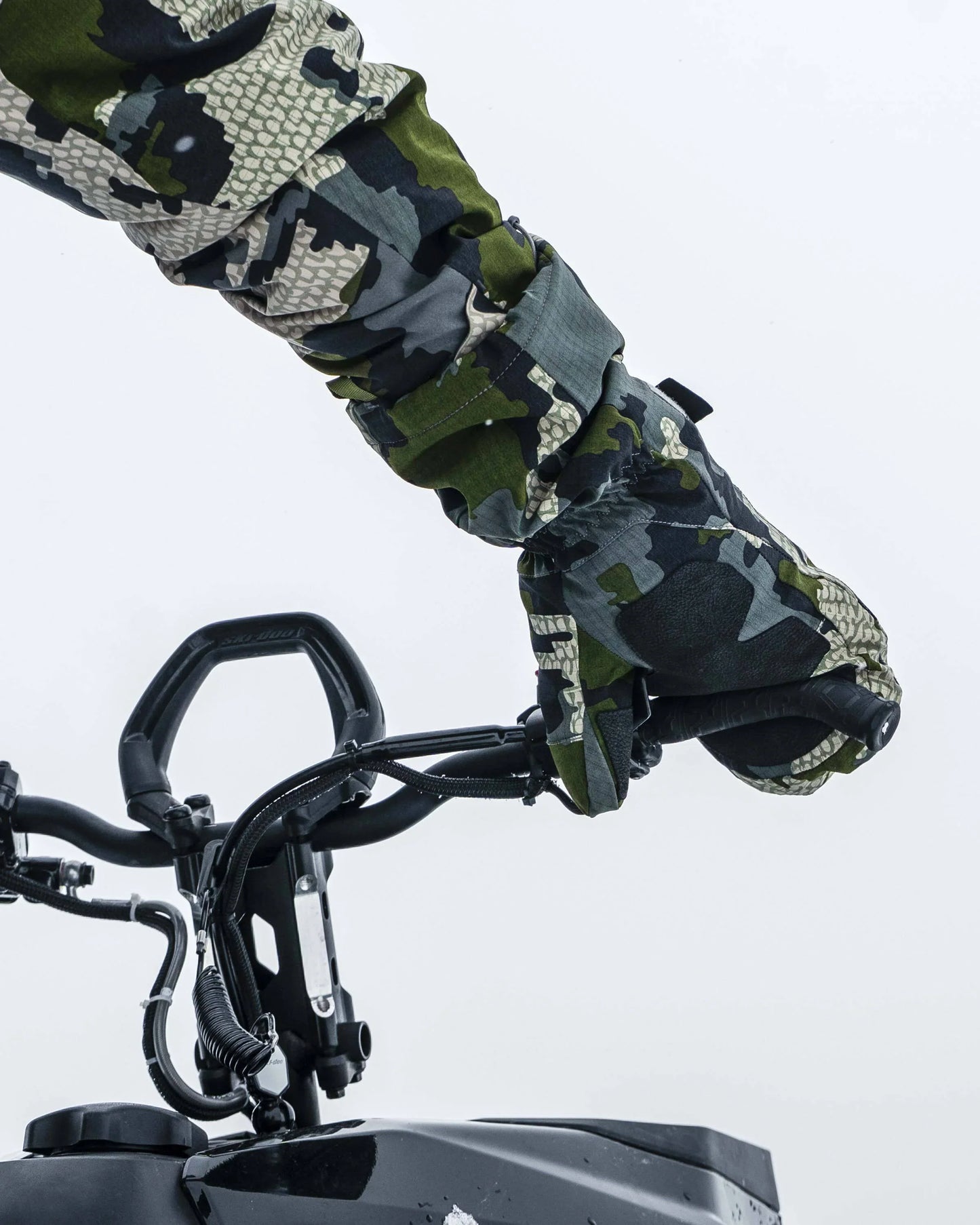 Super Down Arktuk Mitt | Verde