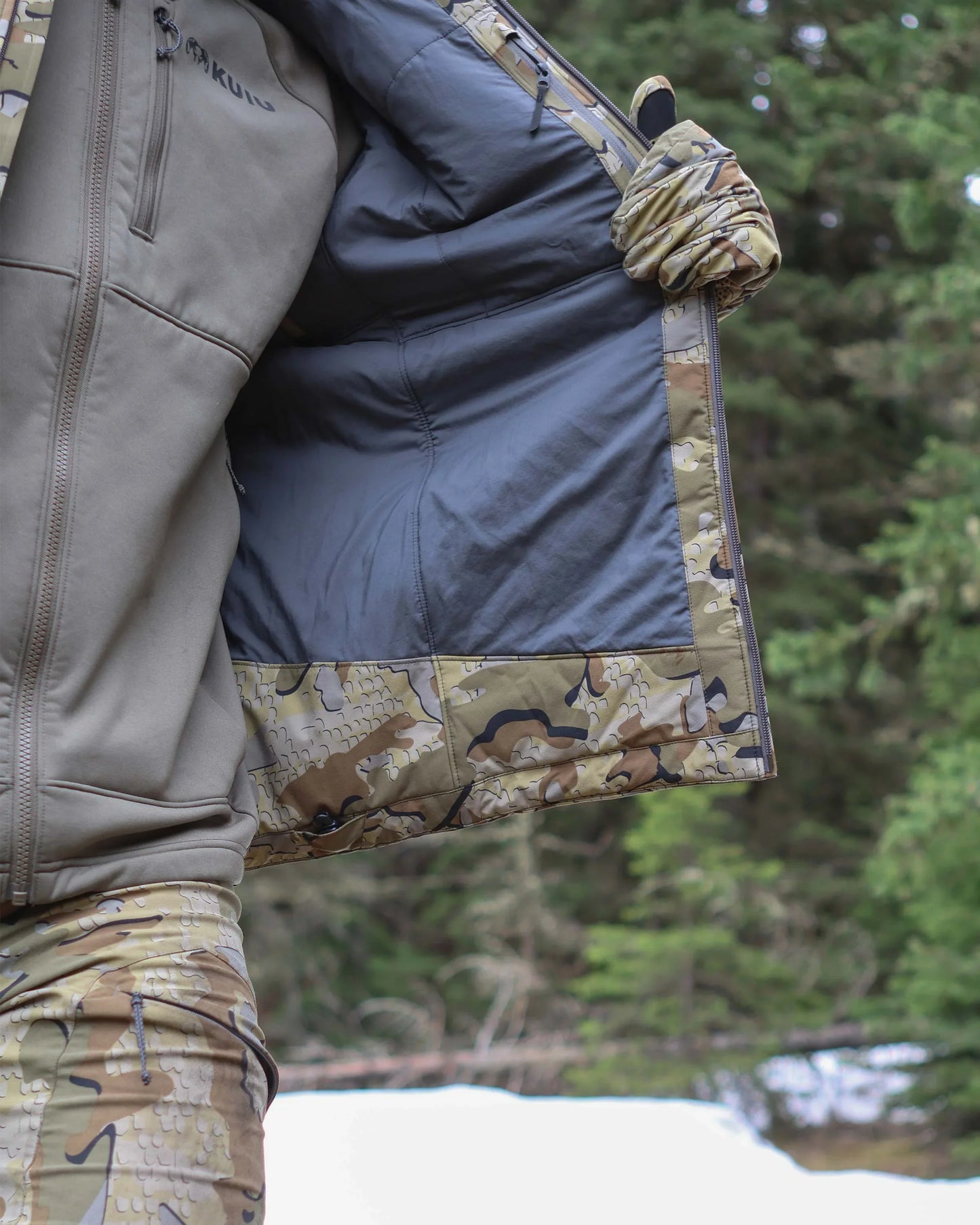Mountain PRO Hooded Jacket | Valo