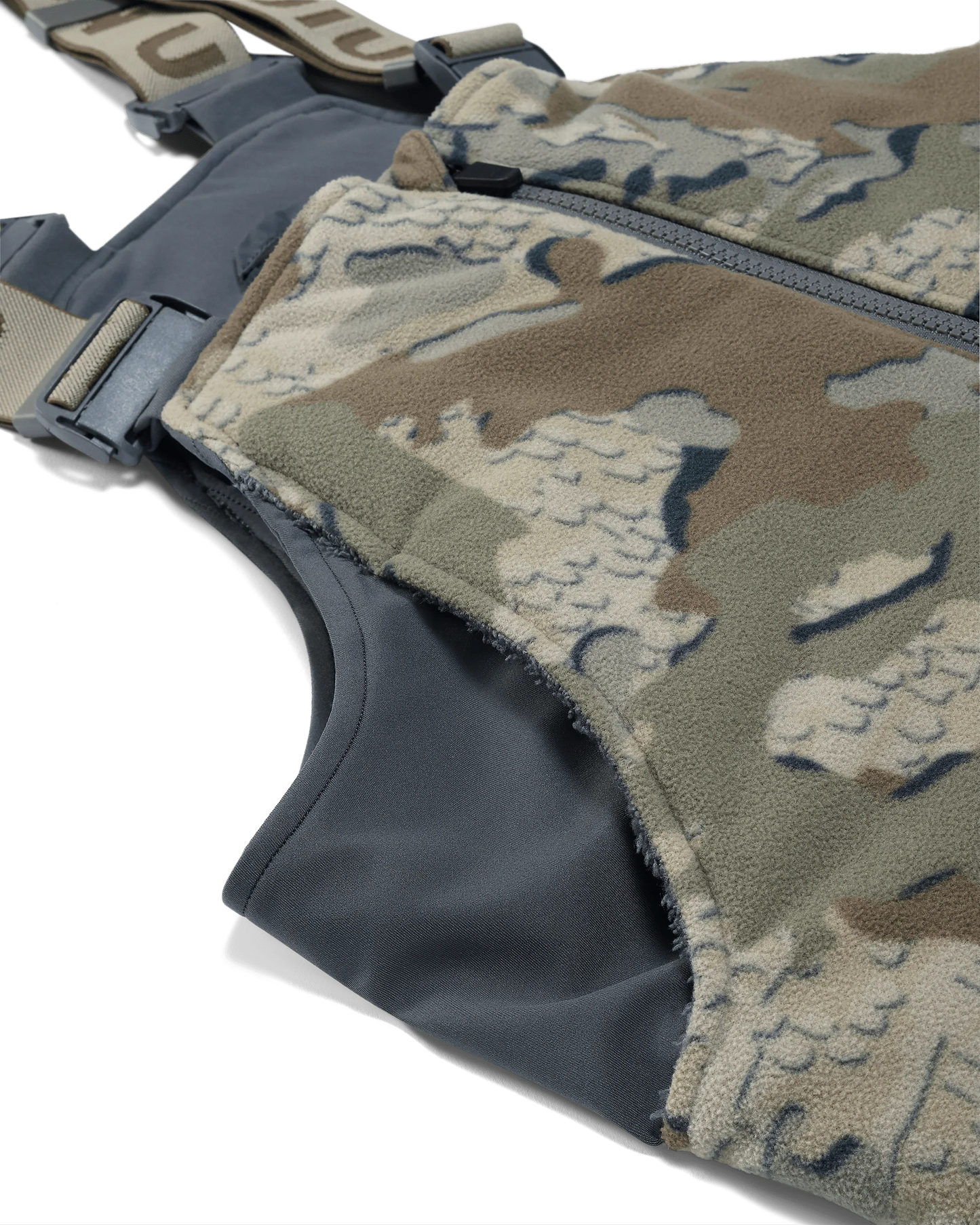 Super Down Haven Bib | Valo