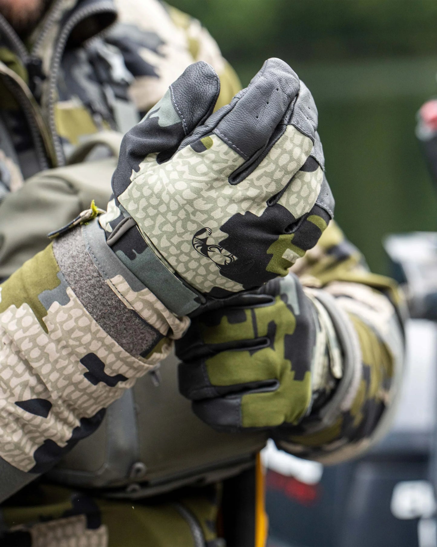 Precision Glove | Ash