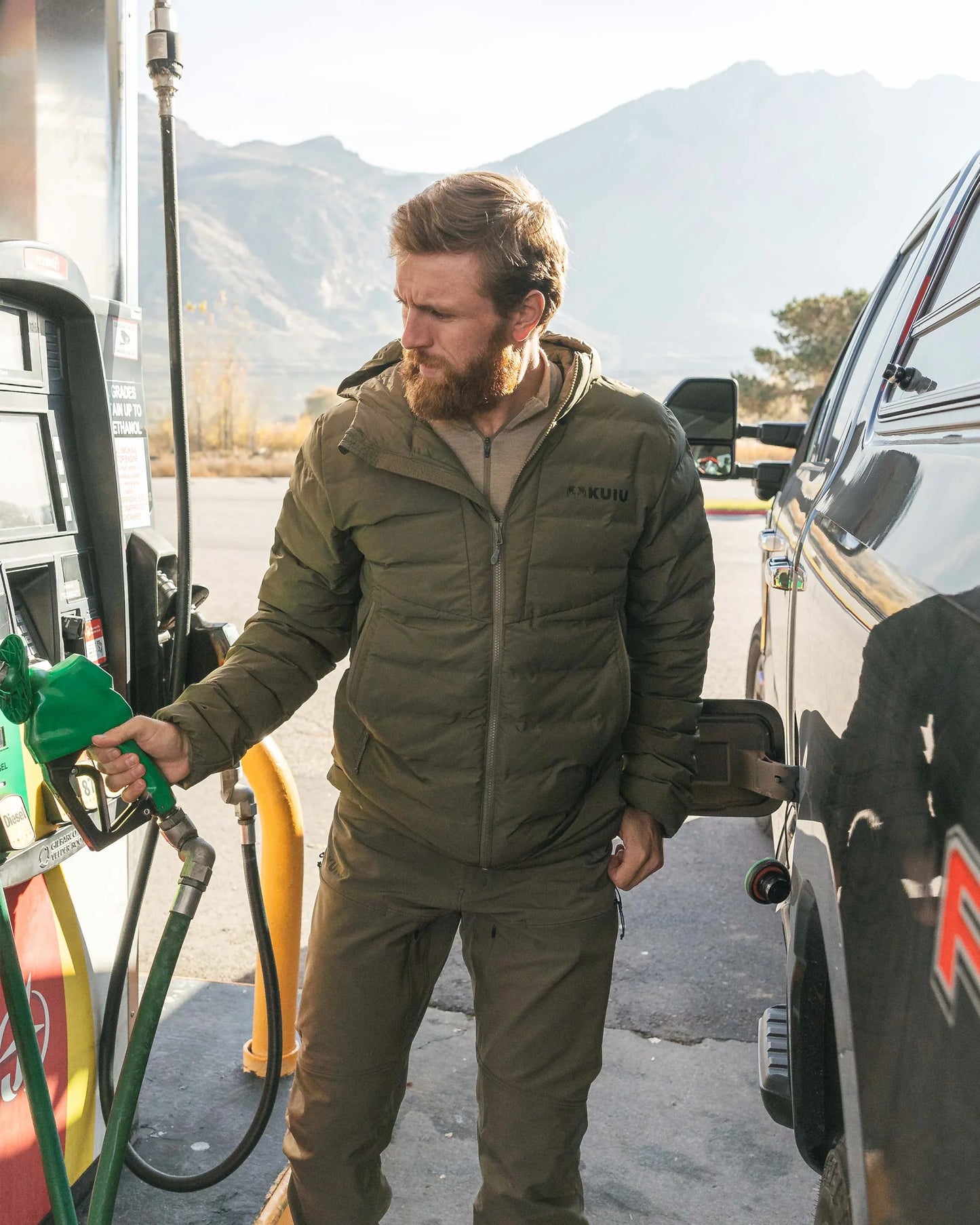 Elements Hooded Jacket | Carbon